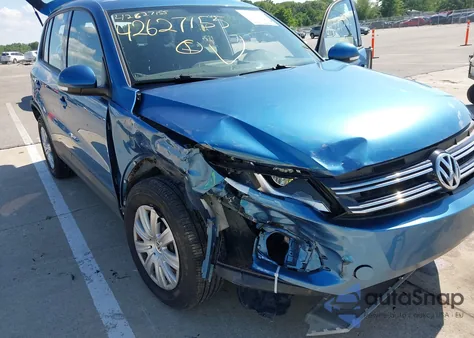 2018 Volkswagen Tiguan Limited 2.0T z USA, uszkodzony, nr VIN WVGBV7AX3JK003751